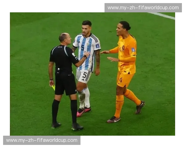 世界杯黄牌：赛场上的警示与荣耀